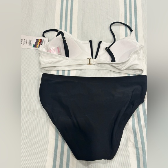 ✨2/$10✨ Bundle Black and White Bikini- No Boundaries Top and Aqua Green Bottoms. - Picture 2 of 4